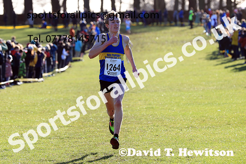 Boys under-15s 2025 Northern Cross Country Champs, Tatton Park, Knutsford, Cheshire. Photo: David T. Hewitson/Sports for All Pics